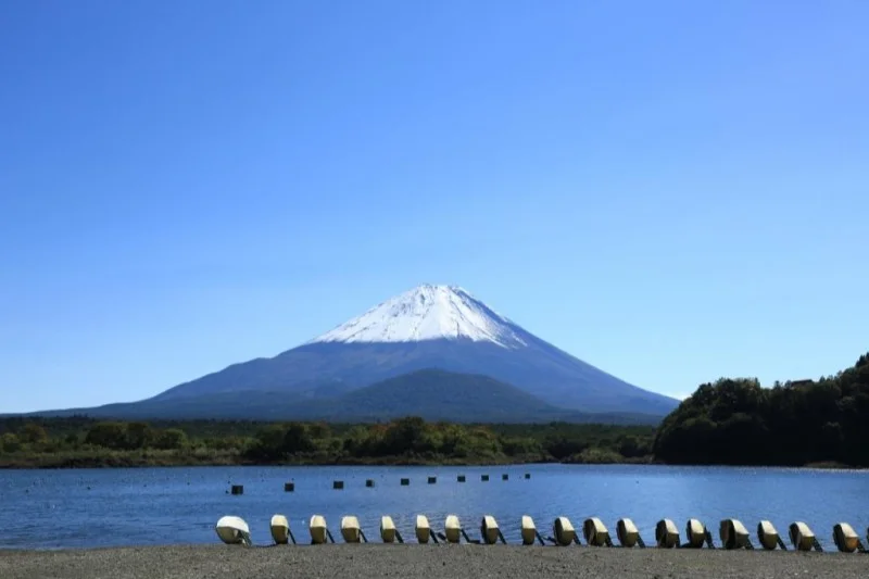 精進湖