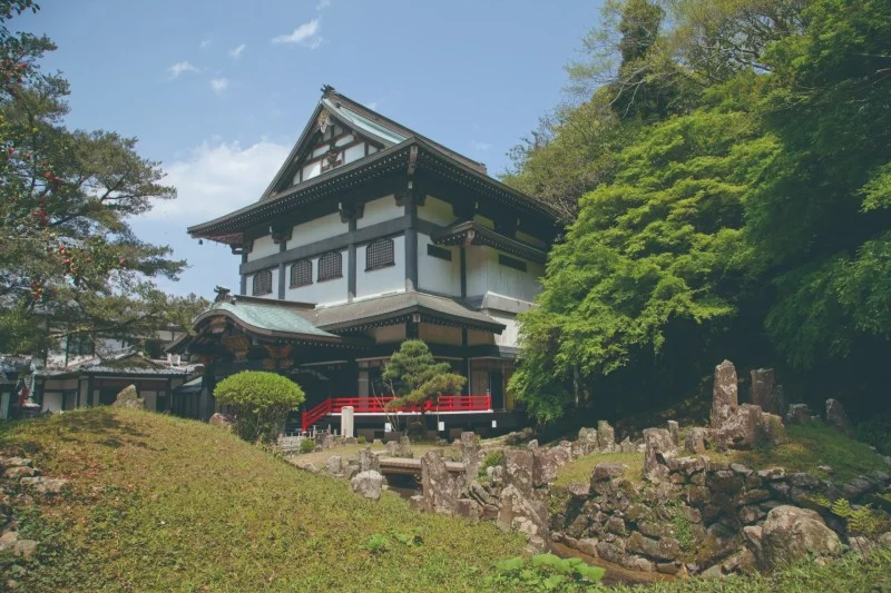 妙国寺・妙国寺庭園 　【国指定名勝 】